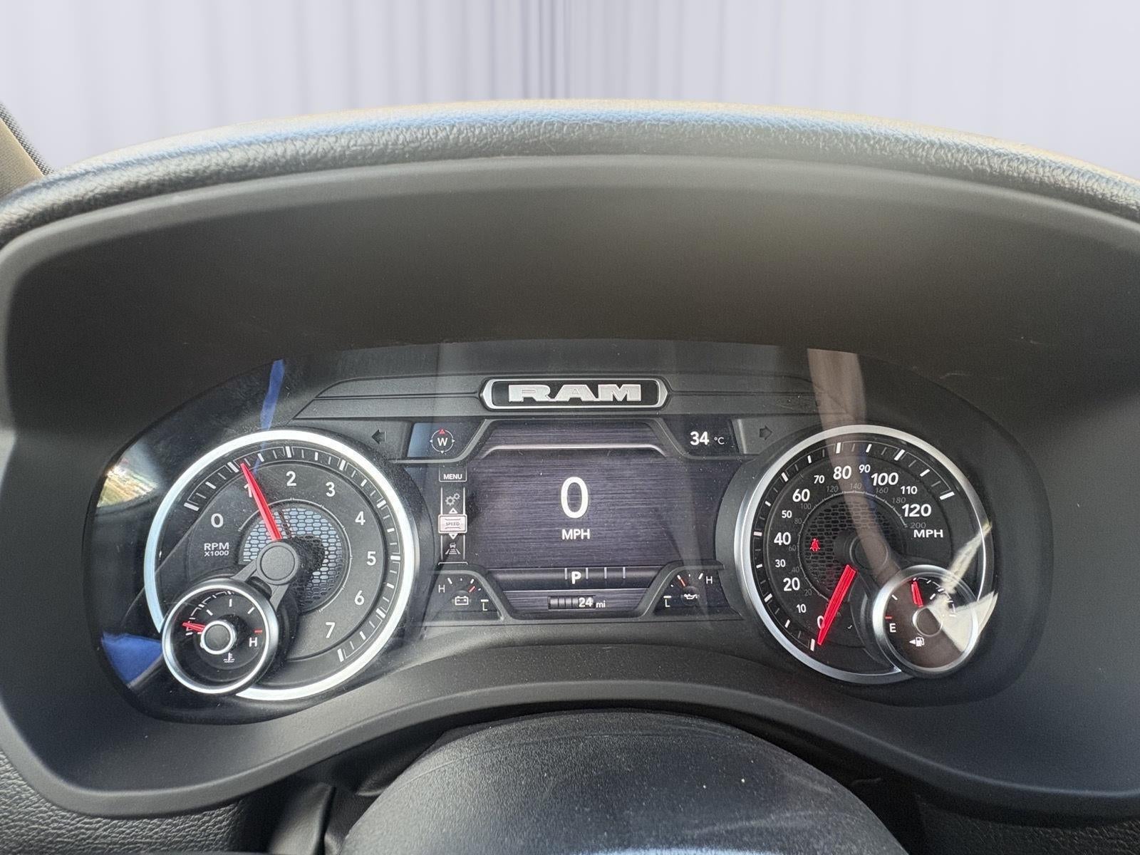 2026 RAM 1500 RAM 1500 EXPRESS CREW CAB 4X4 5'7' BOX