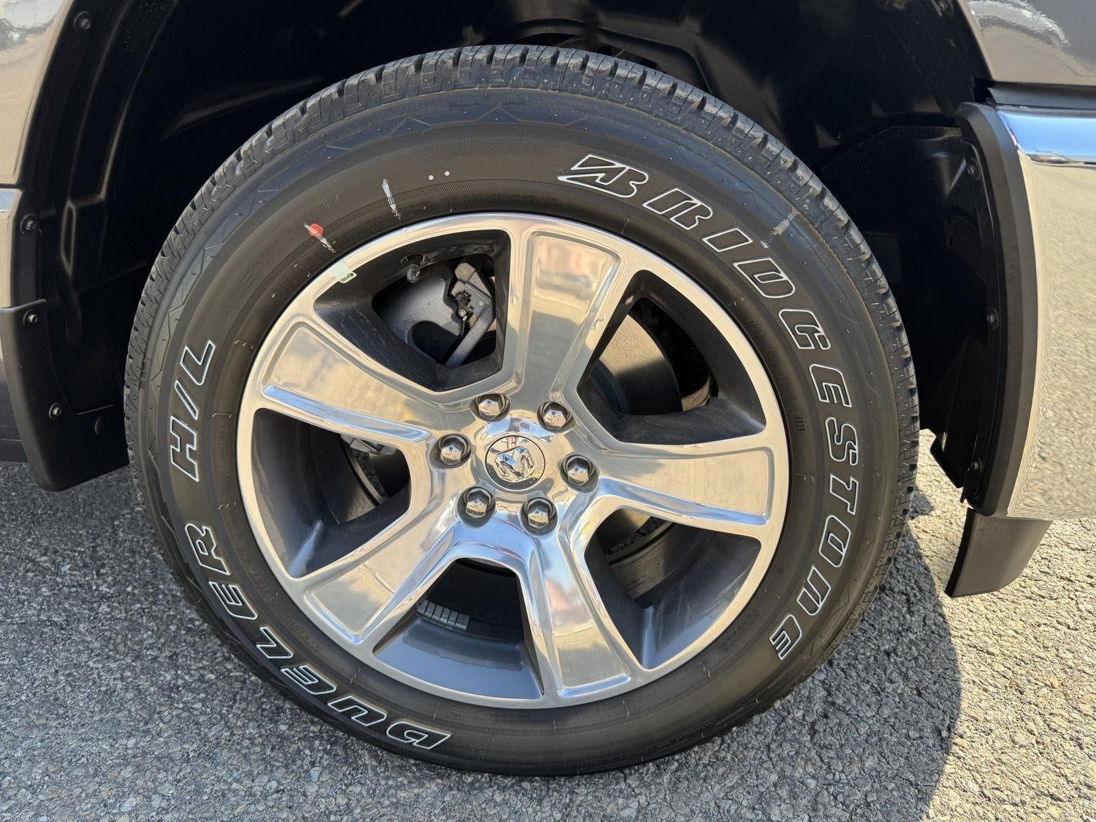 2026 RAM Ram 1500 RAM 1500 TRADESMAN CREW CAB 4X4 5'7' BOX