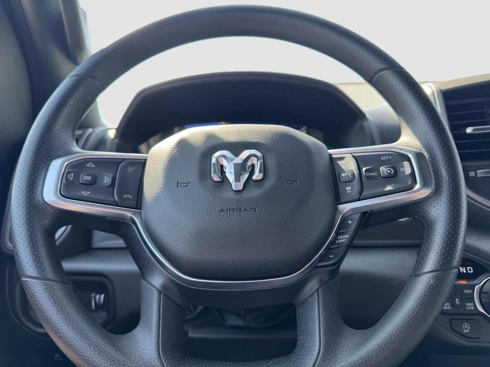 2026 RAM Ram 1500 RAM 1500 TRADESMAN CREW CAB 4X4 5'7' BOX