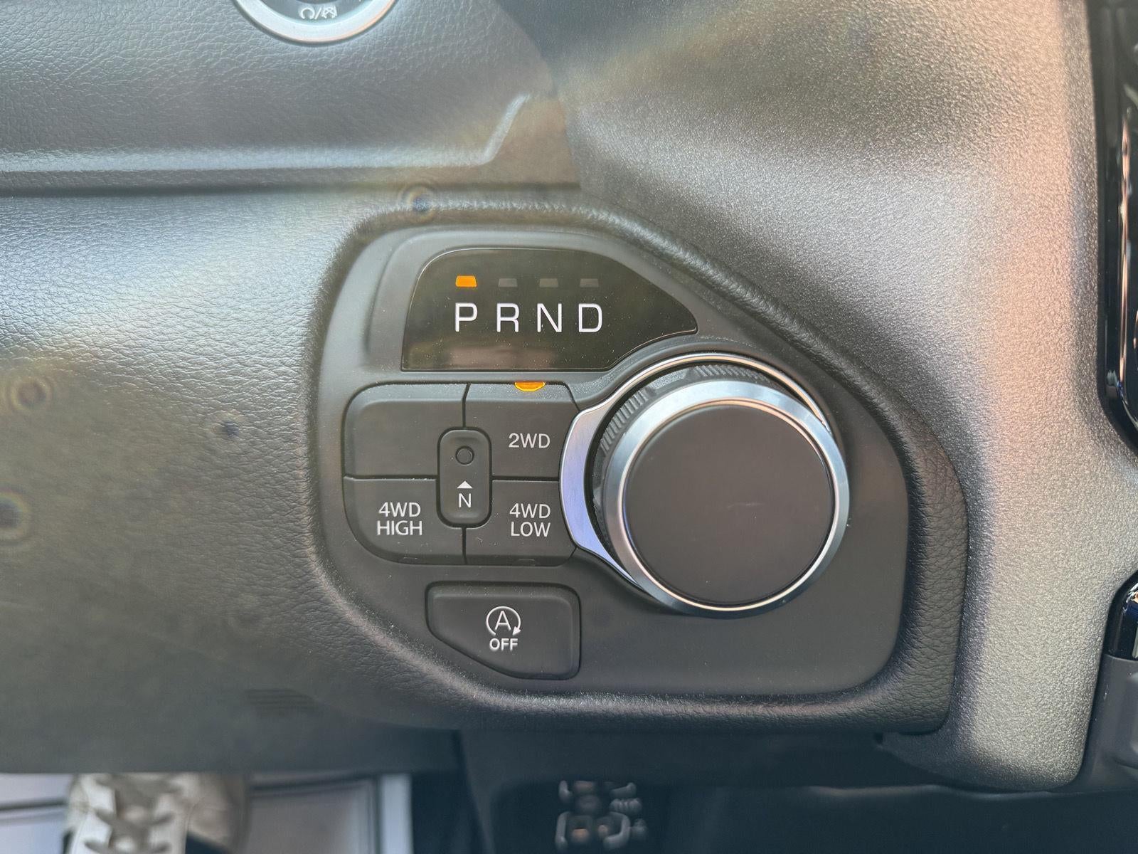 2026 RAM Ram 1500 RAM 1500 TRADESMAN CREW CAB 4X4 5'7' BOX