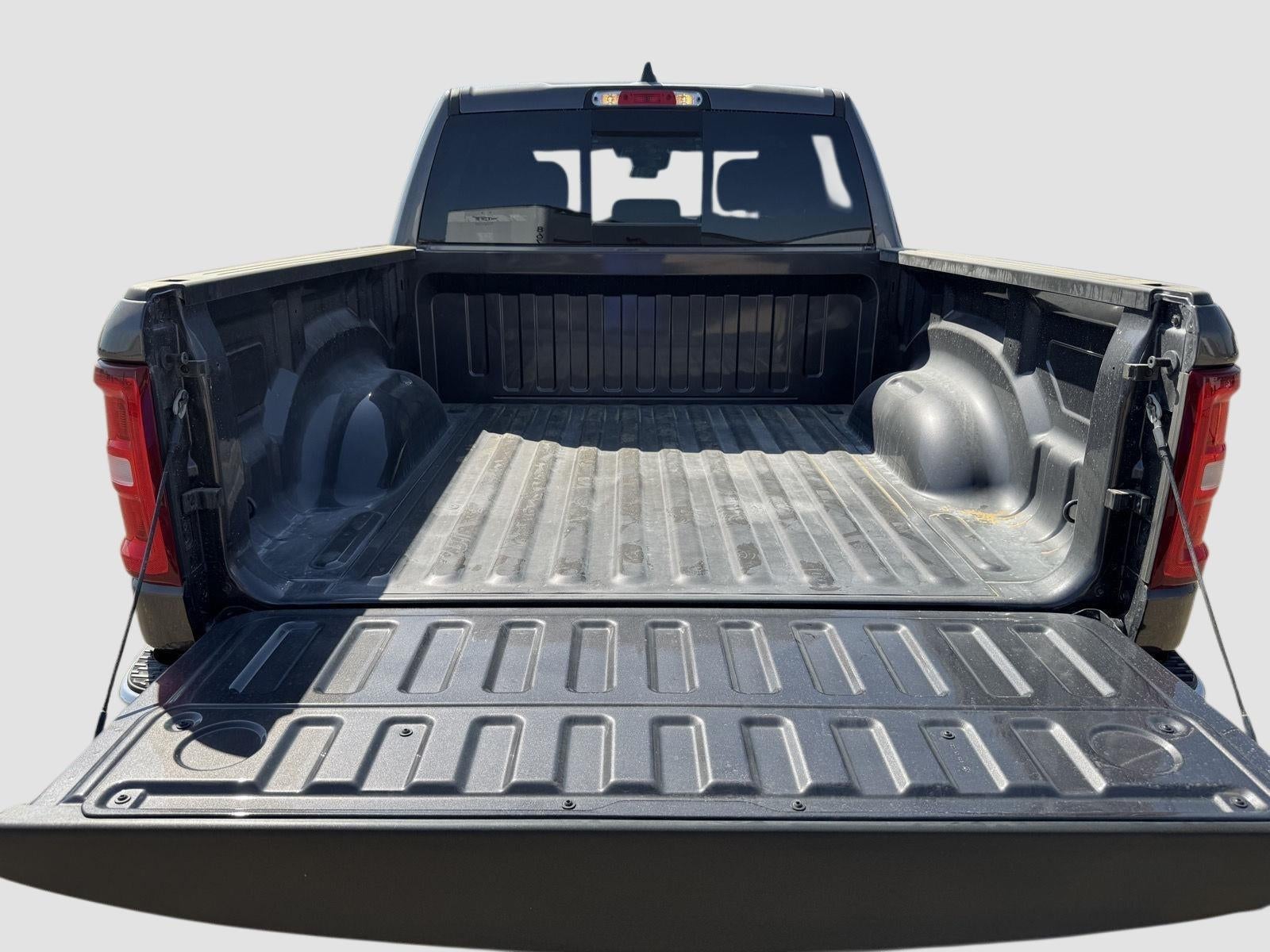 2026 RAM Ram 1500 RAM 1500 TRADESMAN CREW CAB 4X4 5'7' BOX