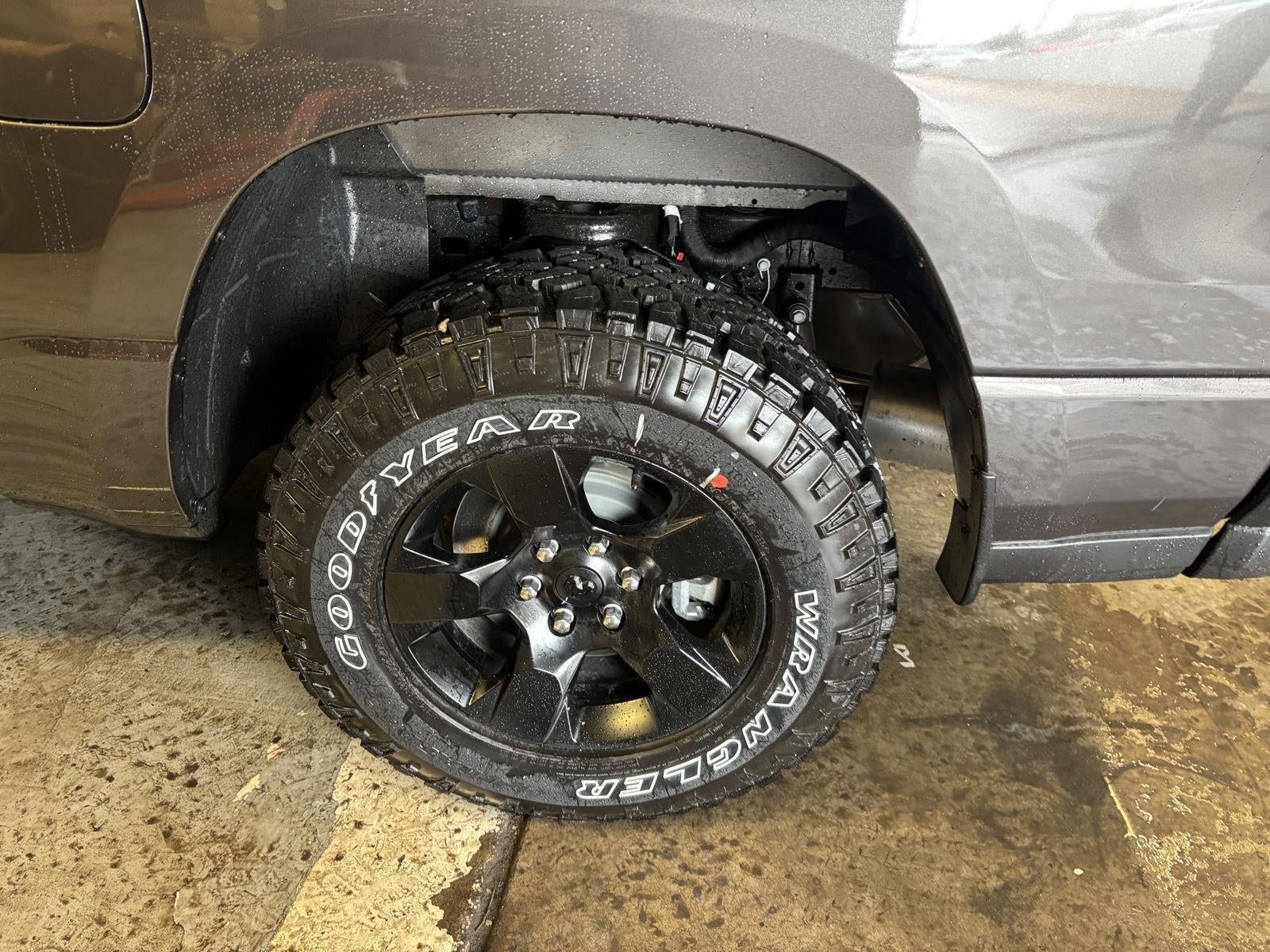 2026 RAM Ram 1500 RAM 1500 WARLOCK CREW CAB 4X4 5'7' BOX