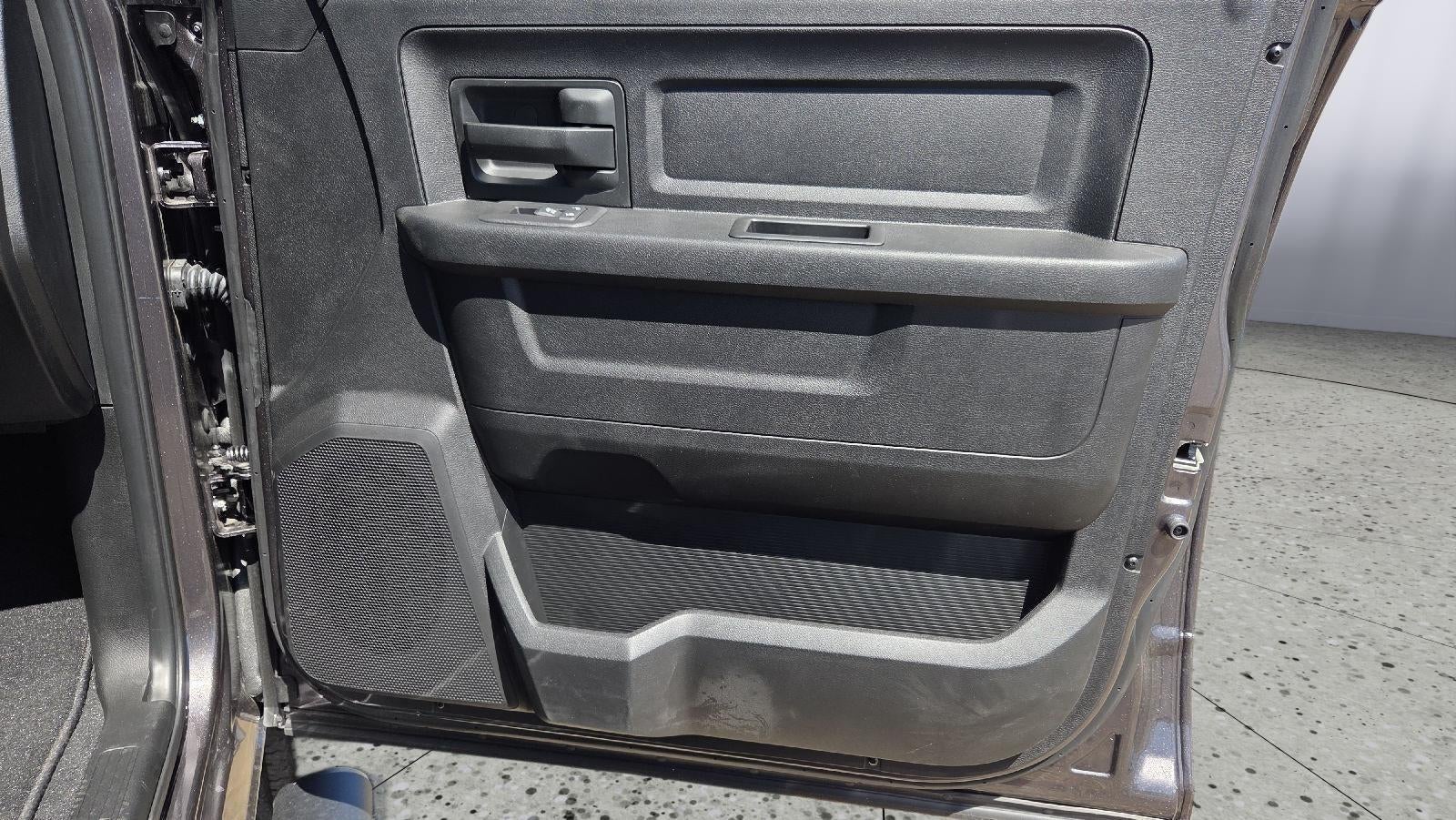 2025 RAM Ram 2500 RAM 2500 TRADESMAN CREW CAB 4X4 6'4' BOX