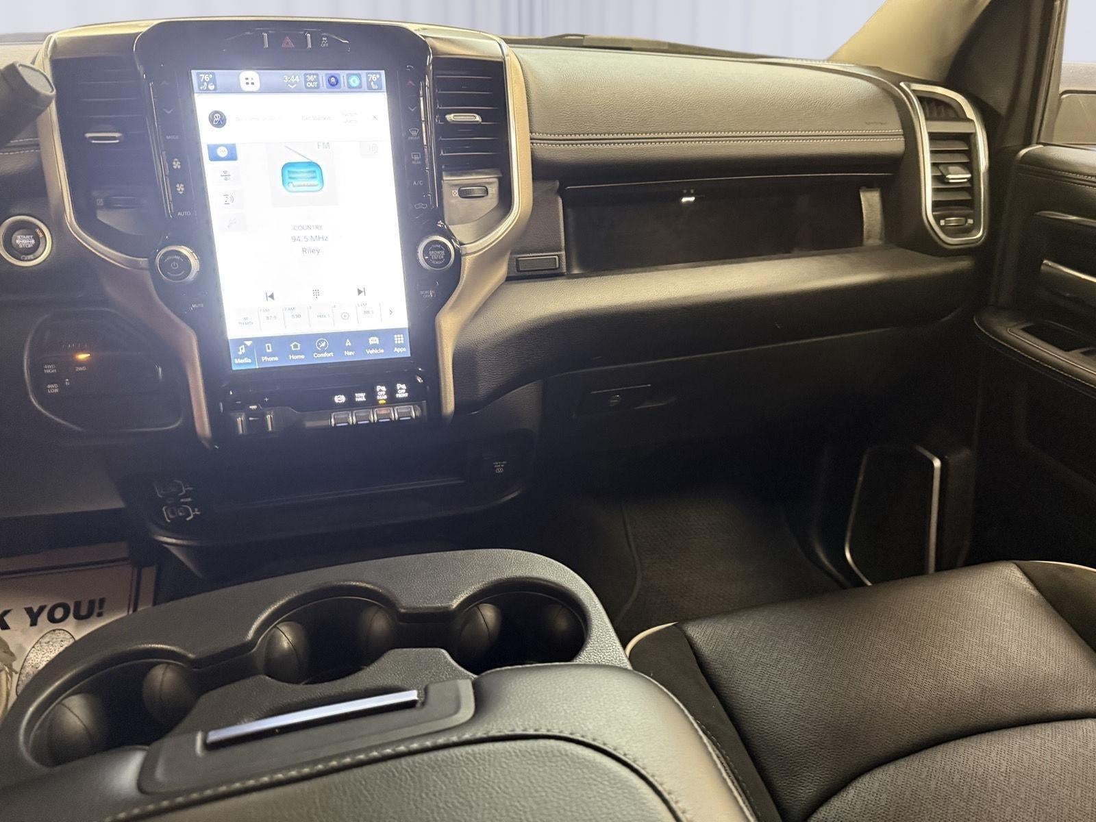 2024 RAM 2500 Laramie Crew Cab 4x4 6'4' Box