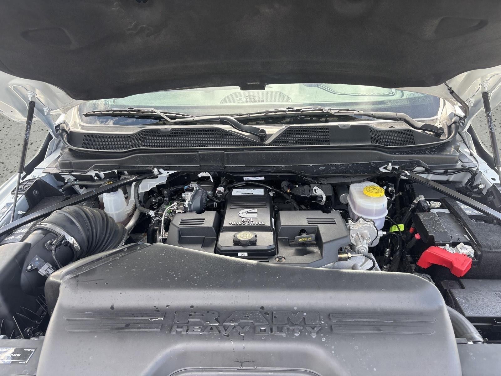 2024 RAM 2500 Laramie Crew Cab 4x4 6'4' Box