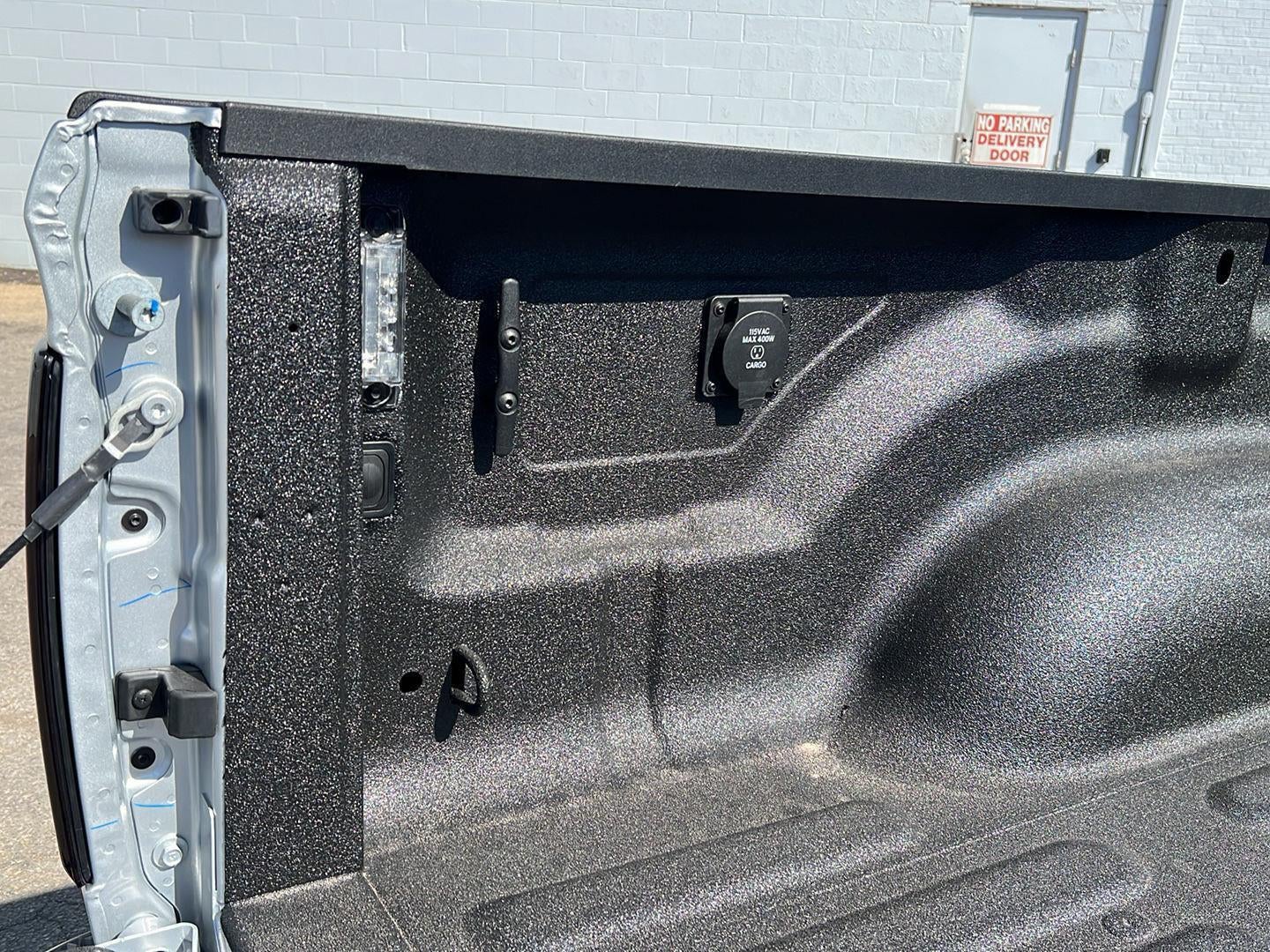 2026 RAM Ram 2500 RAM 2500 BLACK EXPRESS CREW CAB 4X4 8' BOX