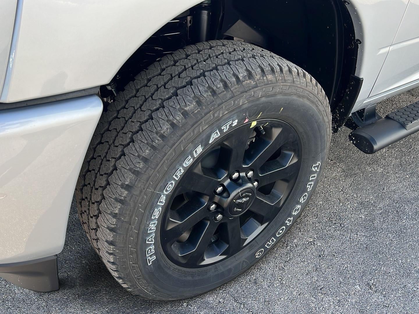 2026 RAM Ram 2500 RAM 2500 BLACK EXPRESS CREW CAB 4X4 8' BOX