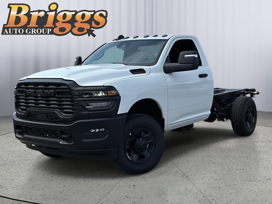 2026 RAM Ram 3500 Chassis Tradesman/Big Horn