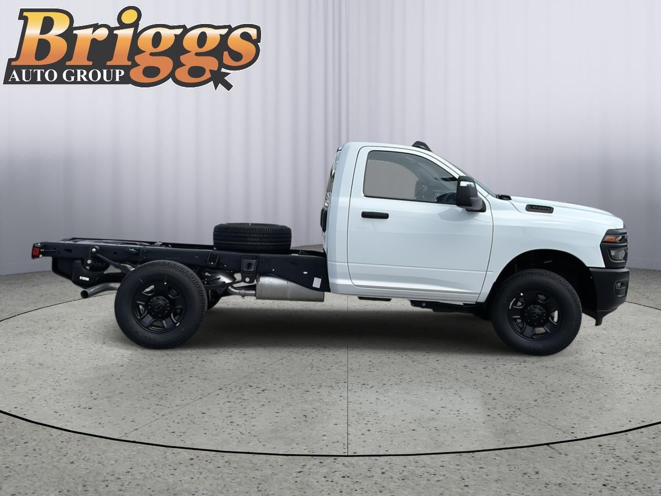 2026 RAM Ram 3500 Chassis Tradesman/Big Horn