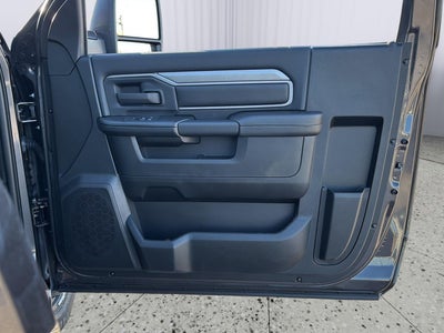 2026 RAM Ram 3500 Chassis Tradesman/Big Horn