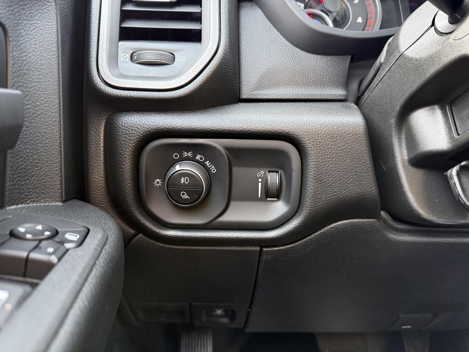 2026 RAM Ram 3500 Chassis Cab RAM 3500 TRADESMAN CREW CAB CHASSIS 4X4 60' CA