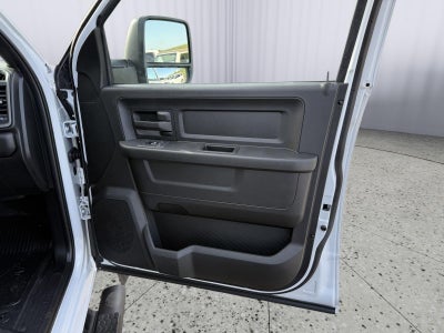 2026 RAM Ram 3500 Chassis Cab RAM 3500 TRADESMAN CREW CAB CHASSIS 4X4 60' CA