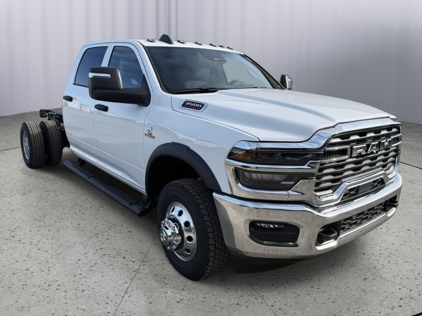 2026 RAM Ram 3500 Chassis Cab RAM 3500 TRADESMAN CREW CAB CHASSIS 4X4 60' CA