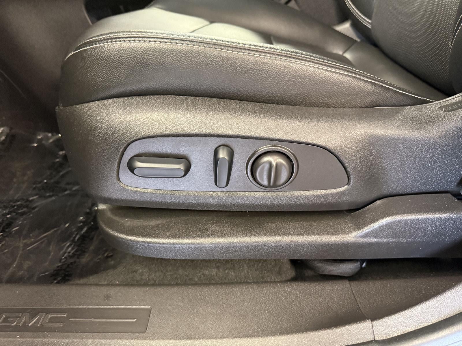 2024 GMC Terrain AWD SLT