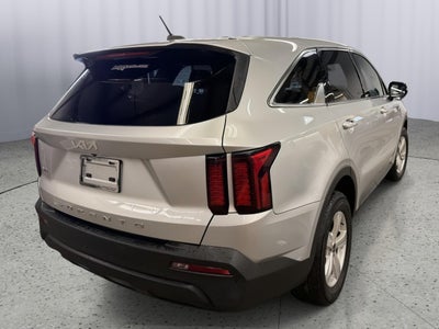 2022 Kia Sorento LX