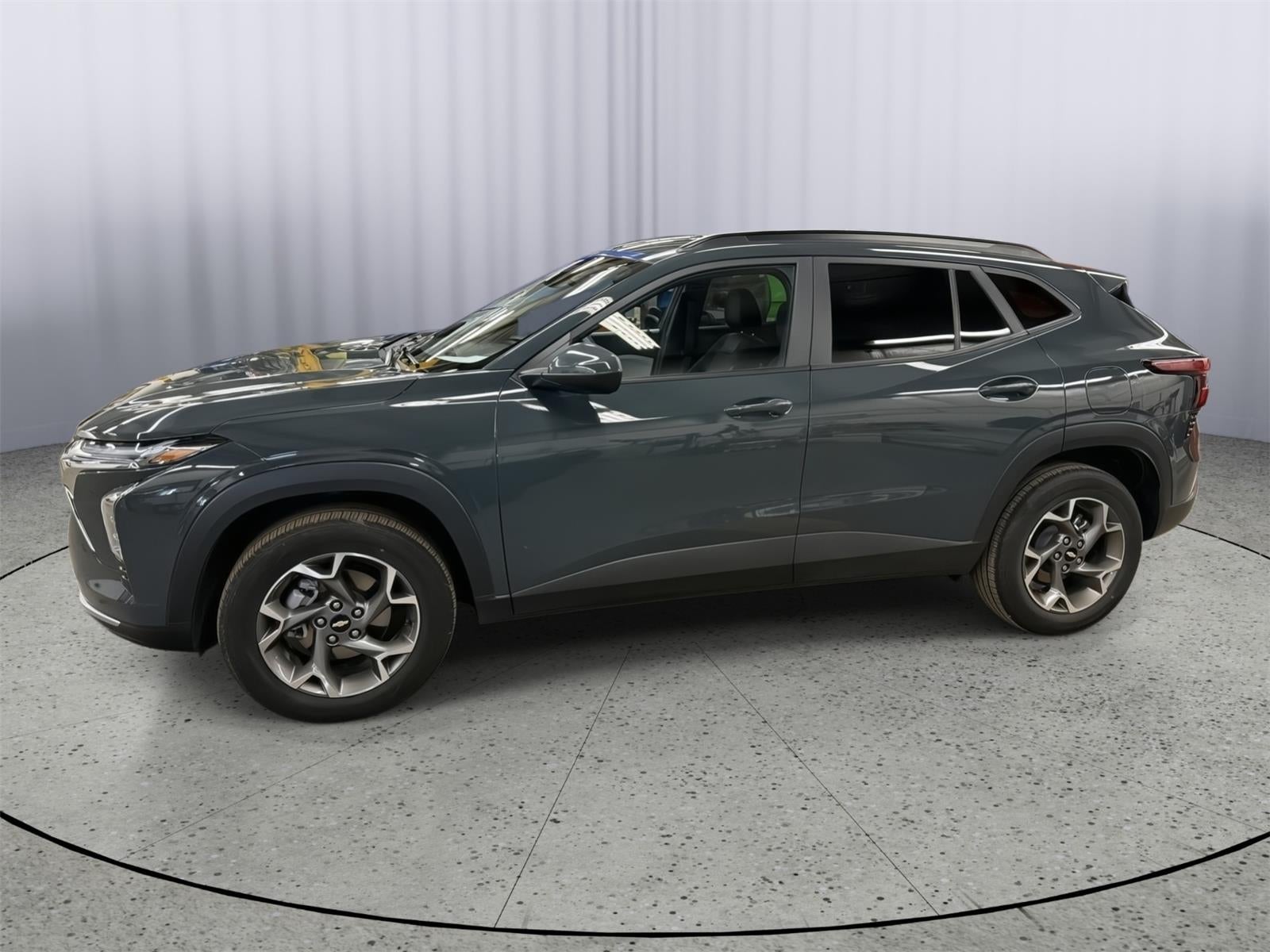 Used 2025 Chevrolet Trax LT with VIN KL77LHEP4SC180656 for sale in Kansas City