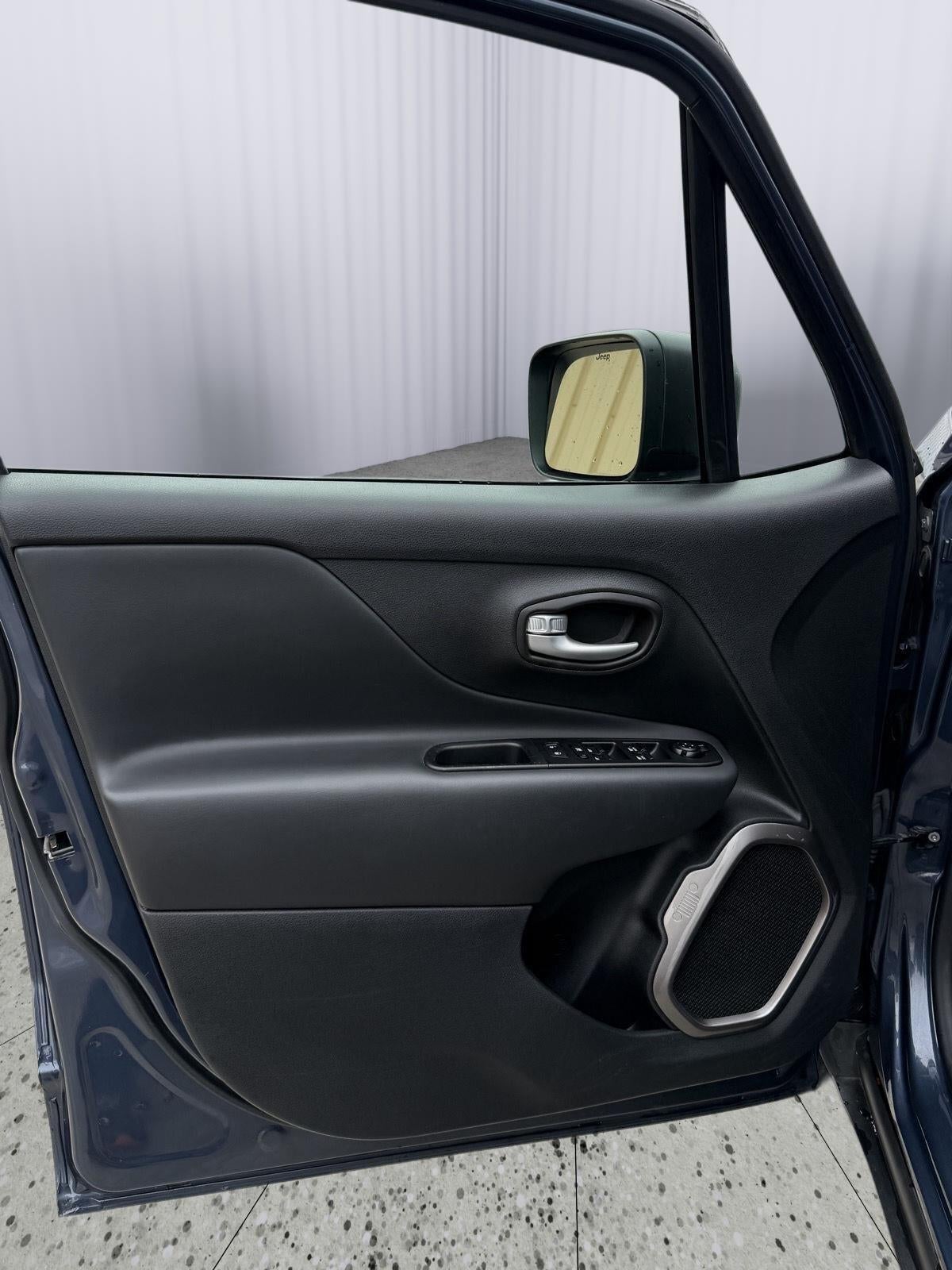 2023 Jeep Renegade Latitude 4x4