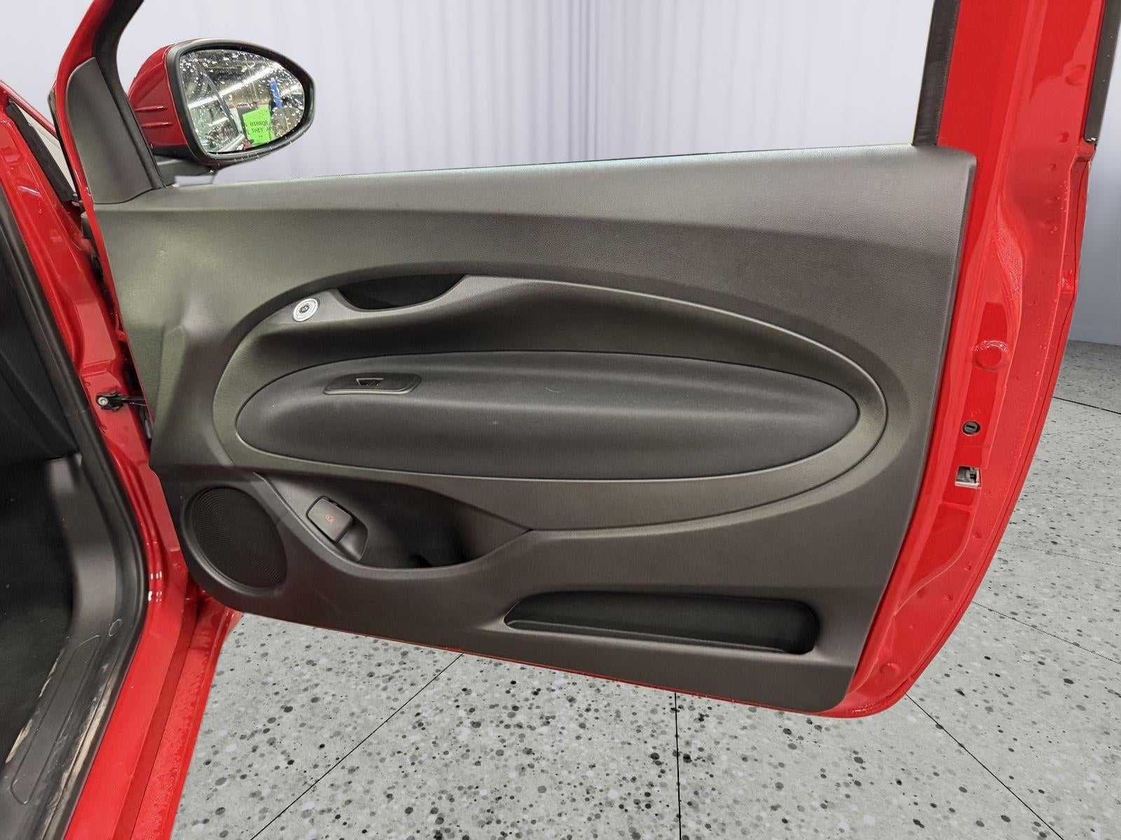 2024 FIAT FIAT 500e 500e INSPI(RED)