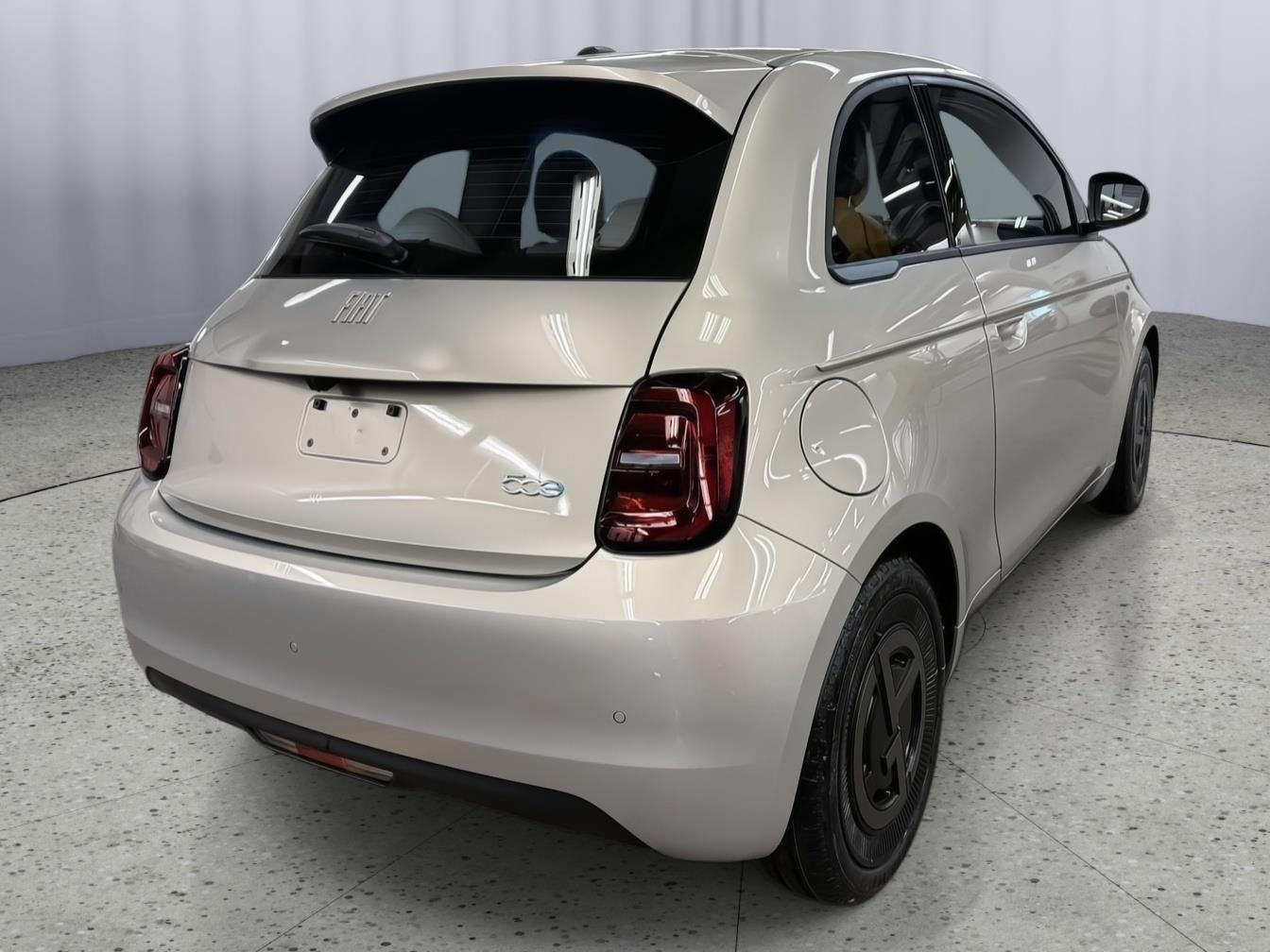 2025 FIAT FIAT 500e GIORGIO ARMANI Collector's Edition