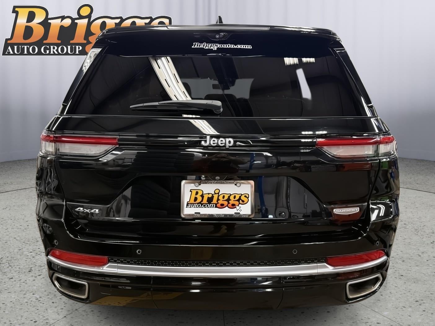 2022 Jeep Grand Cherokee Summit Reserve