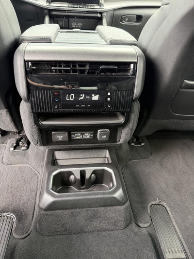 2025 Jeep Wagoneer L Series II