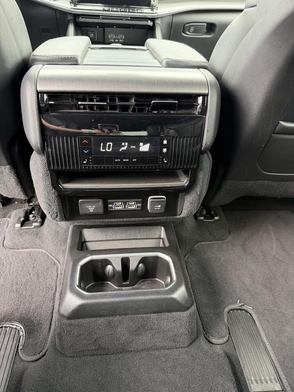 2025 Jeep Wagoneer L Series II