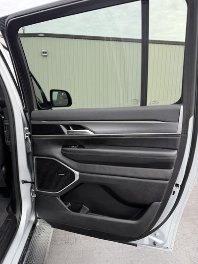 2025 Jeep Wagoneer L Series II