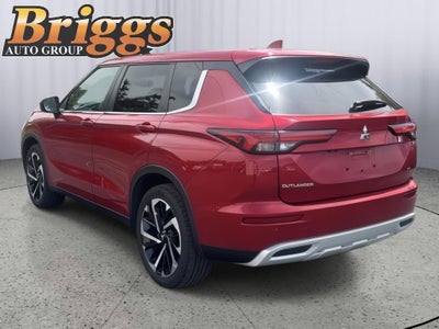 2024 Mitsubishi Outlander SE