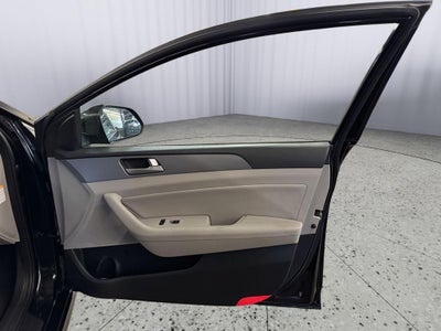2018 Hyundai Sonata Hybrid SE