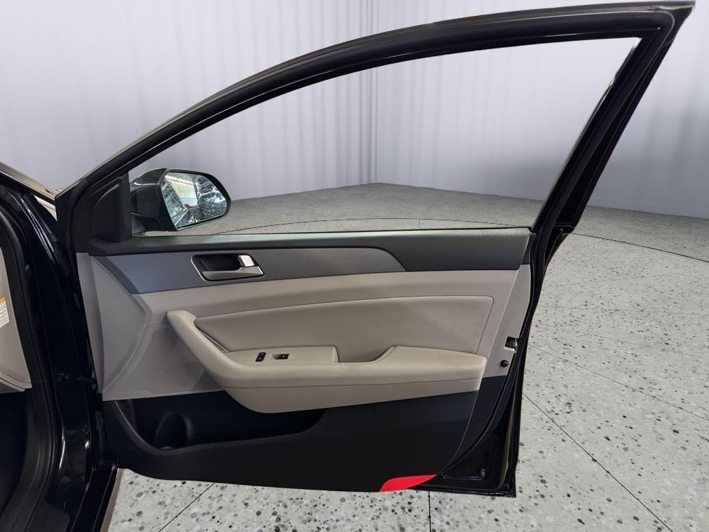 2018 Hyundai Sonata Hybrid SE