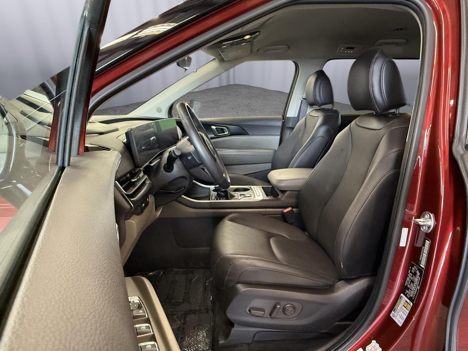 2025 Kia Carnival LXS