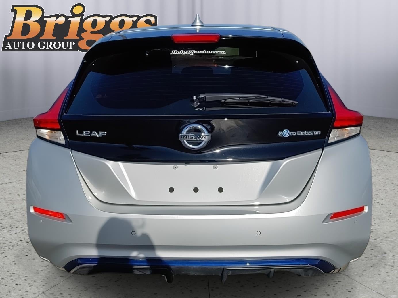 2022 Nissan LEAF S
