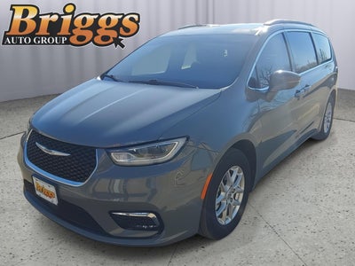 2022 Chrysler Pacifica Touring-L