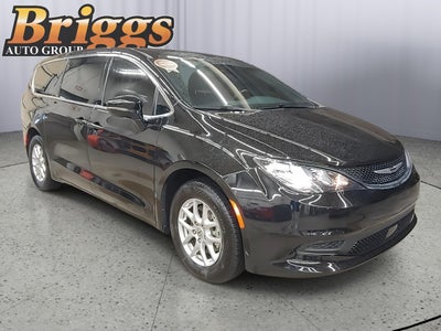 2025 Chrysler Voyager LX