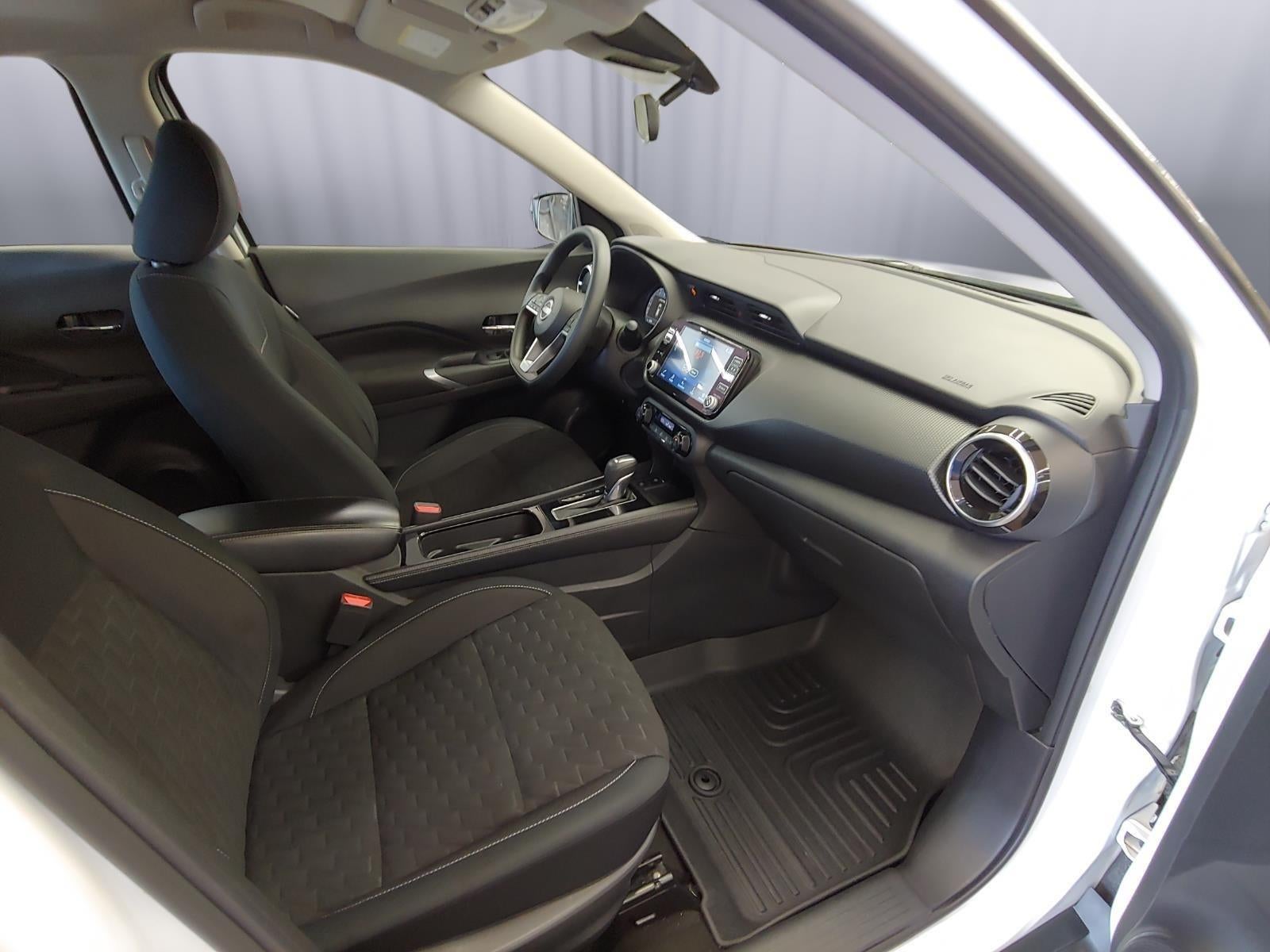 2022 Nissan Kicks SV