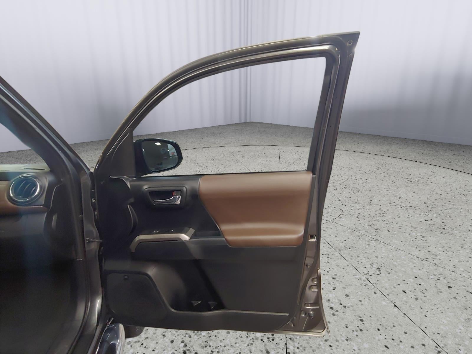 2016 Toyota Tacoma Limited