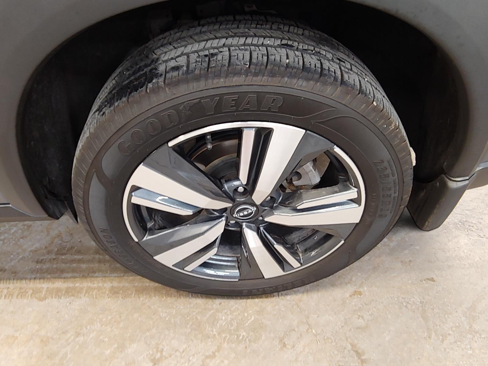 2024 Nissan Rogue SL