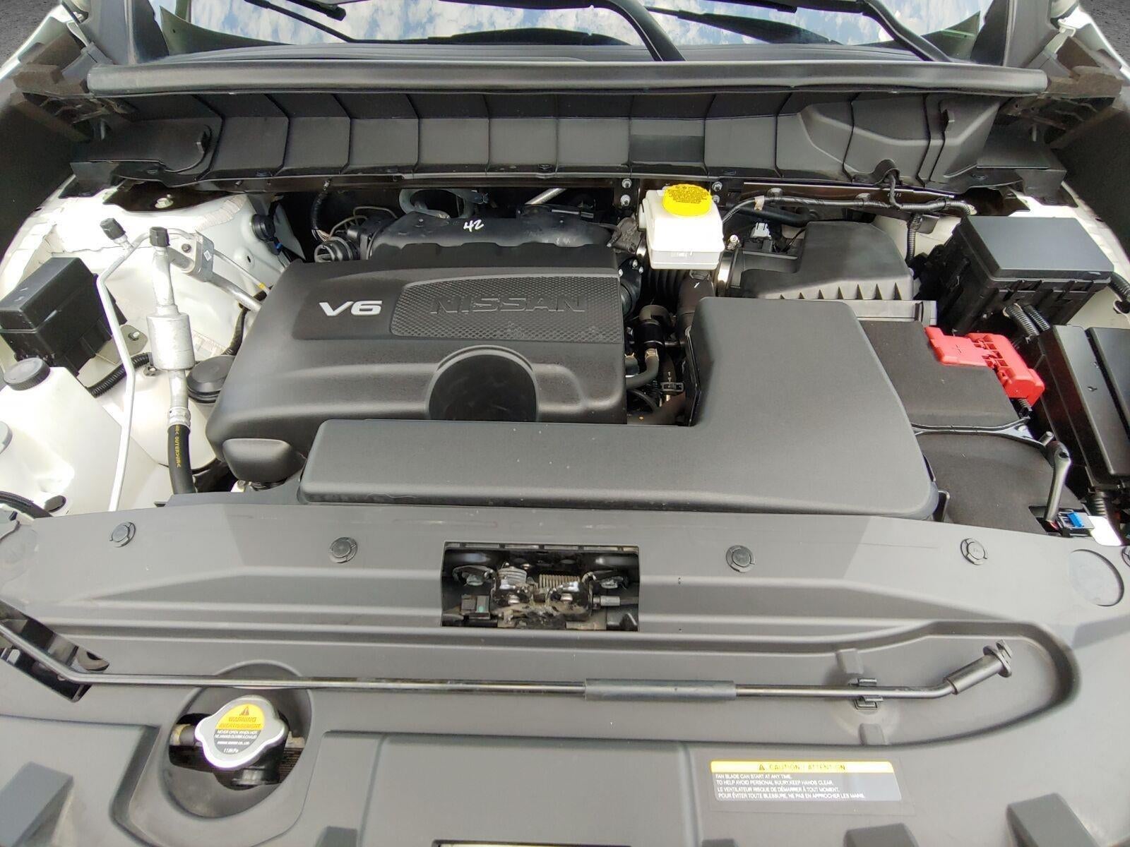 2023 Nissan Pathfinder SL