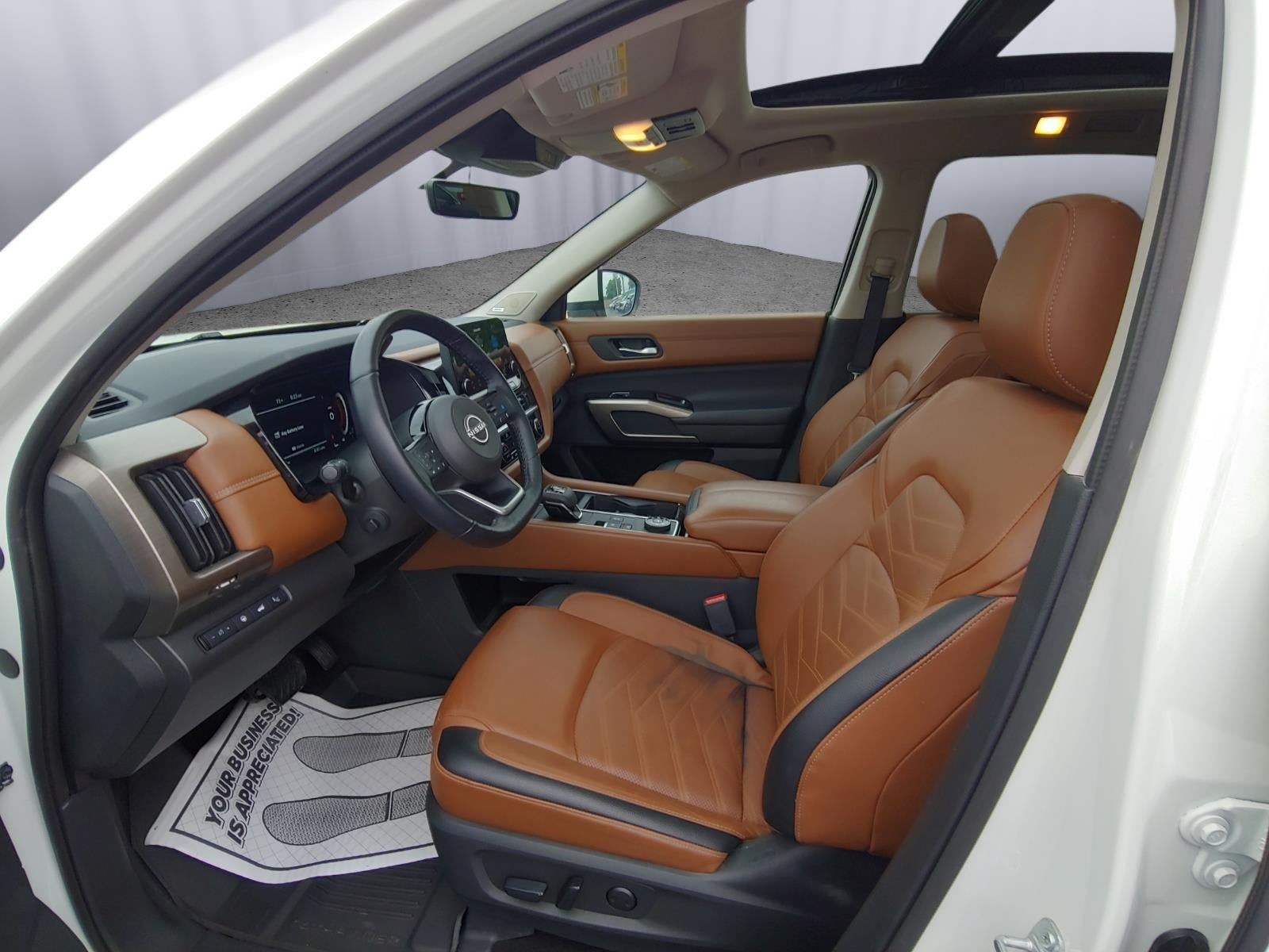 2024 Nissan Pathfinder Platinum
