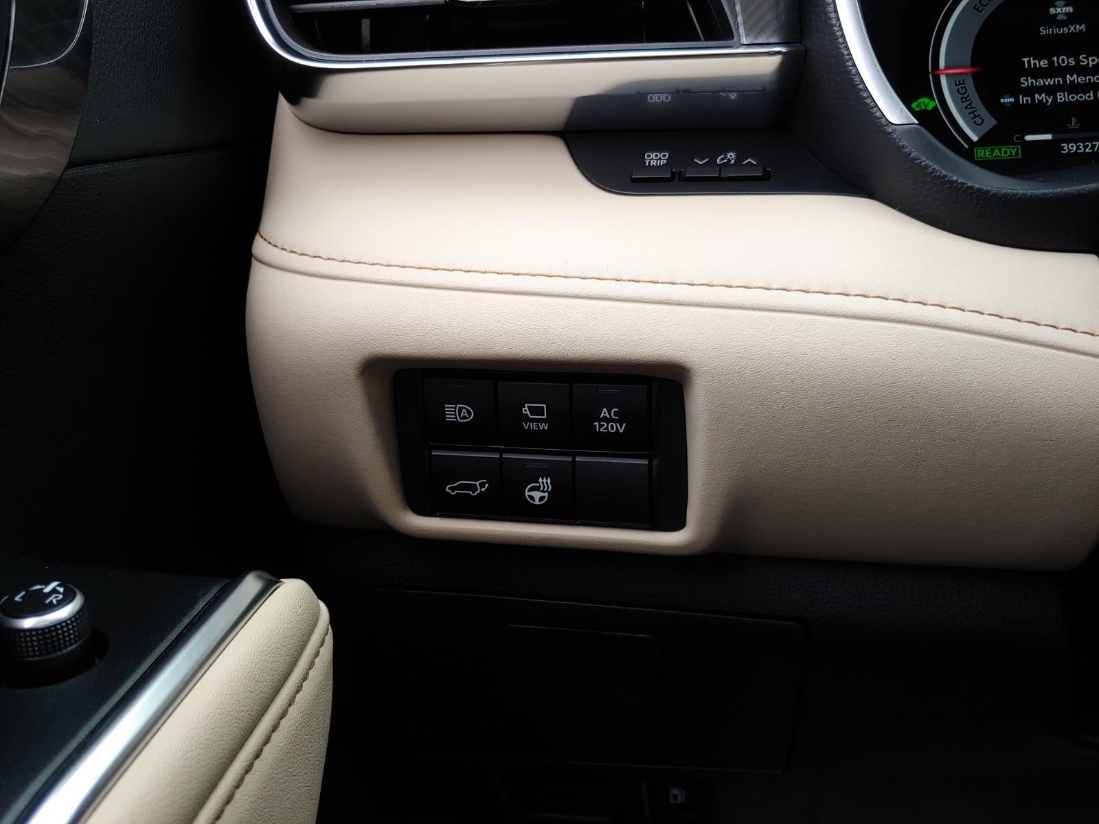 2023 Toyota Highlander Hybrid Platinum