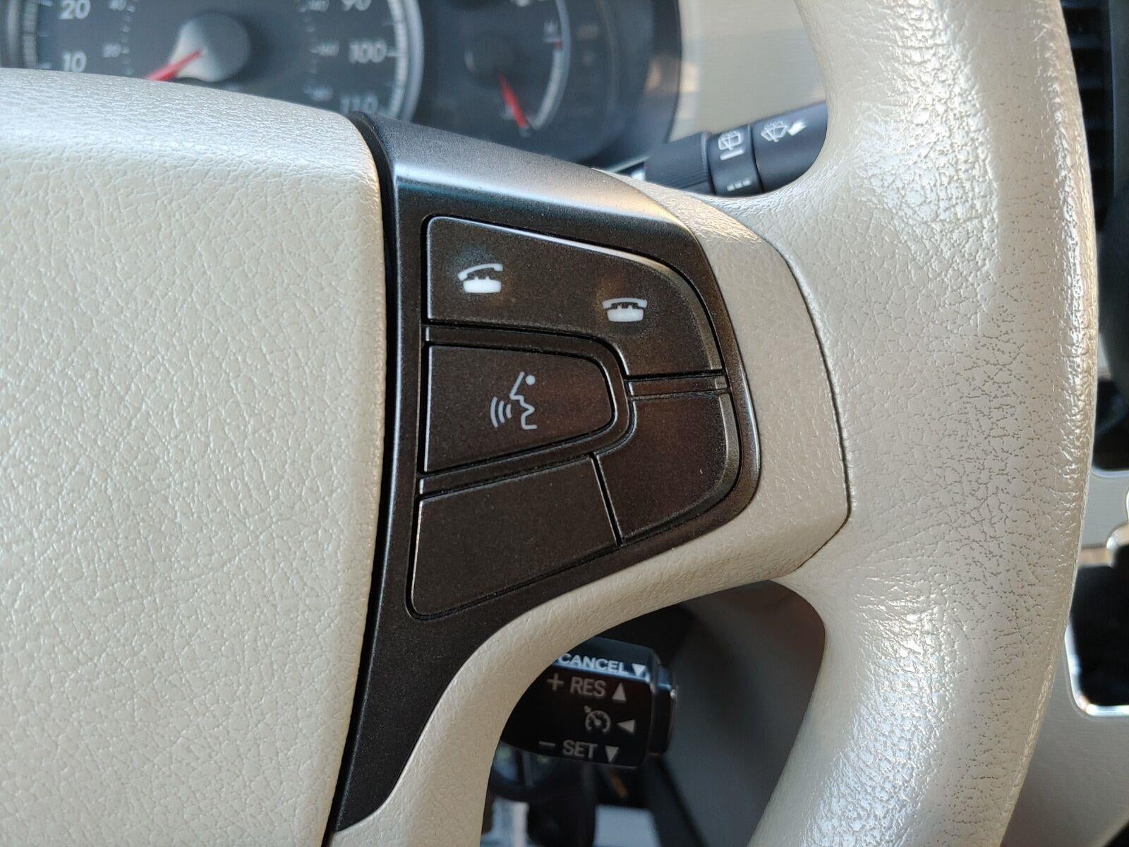 2011 Toyota SIENNA Base