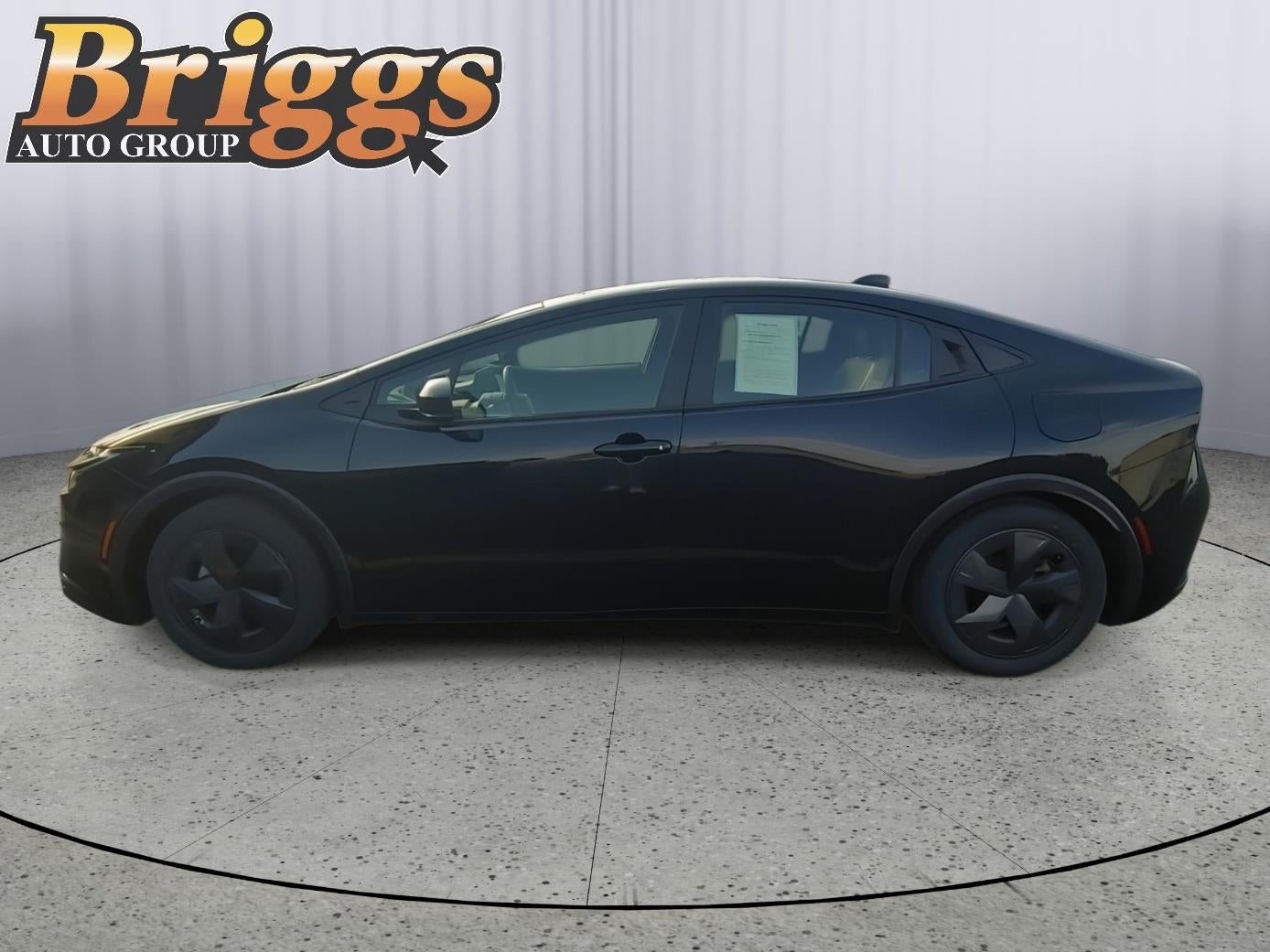 2025 Toyota Prius XLE