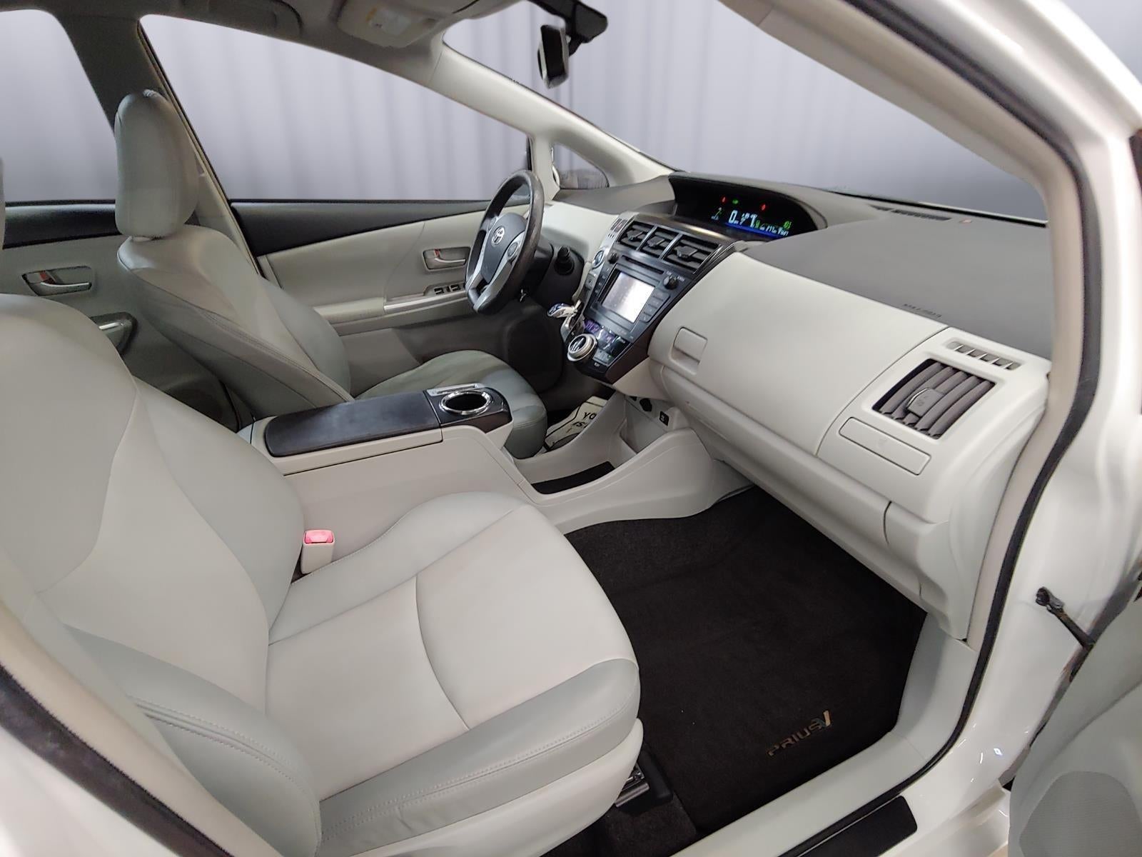 2012 Toyota Prius v Two