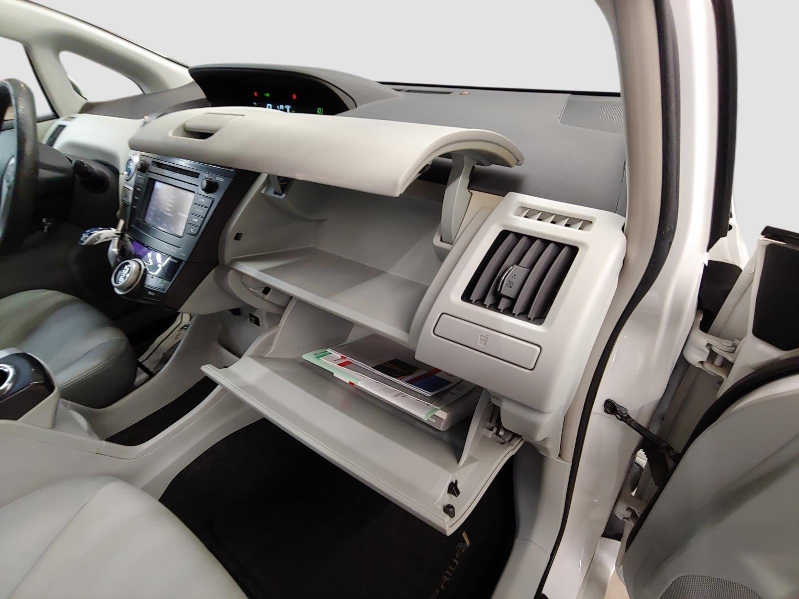 2012 Toyota Prius v Two