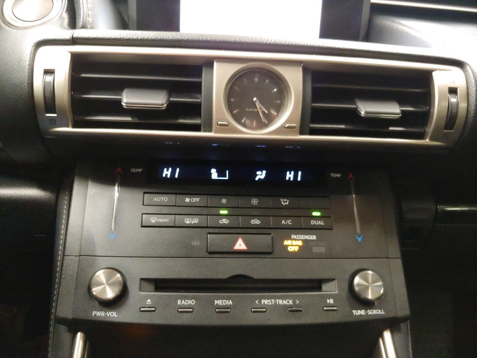 2016 Lexus IS 300 Base