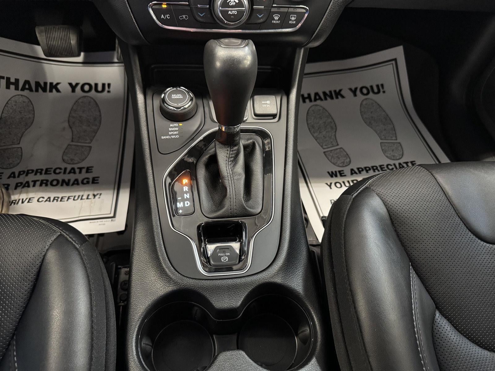 2023 Jeep Cherokee Altitude Lux