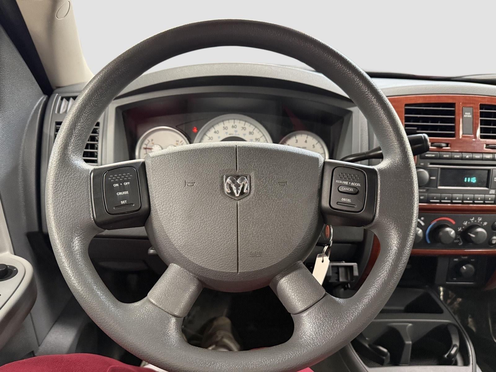 2005 Dodge Dakota SLT