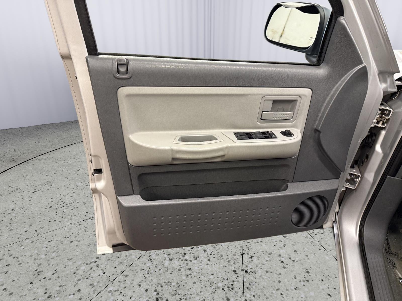 2005 Dodge Dakota SLT