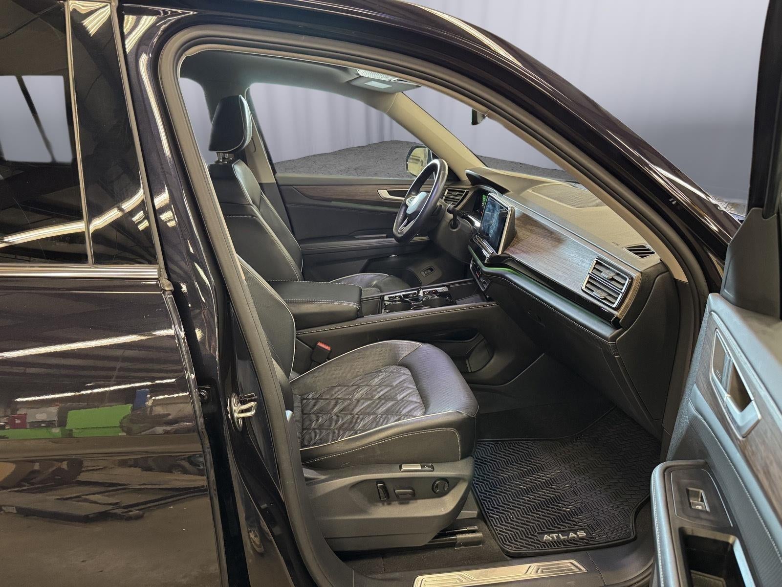 2025 Volkswagen Atlas 2.0T SEL Premium R-Line