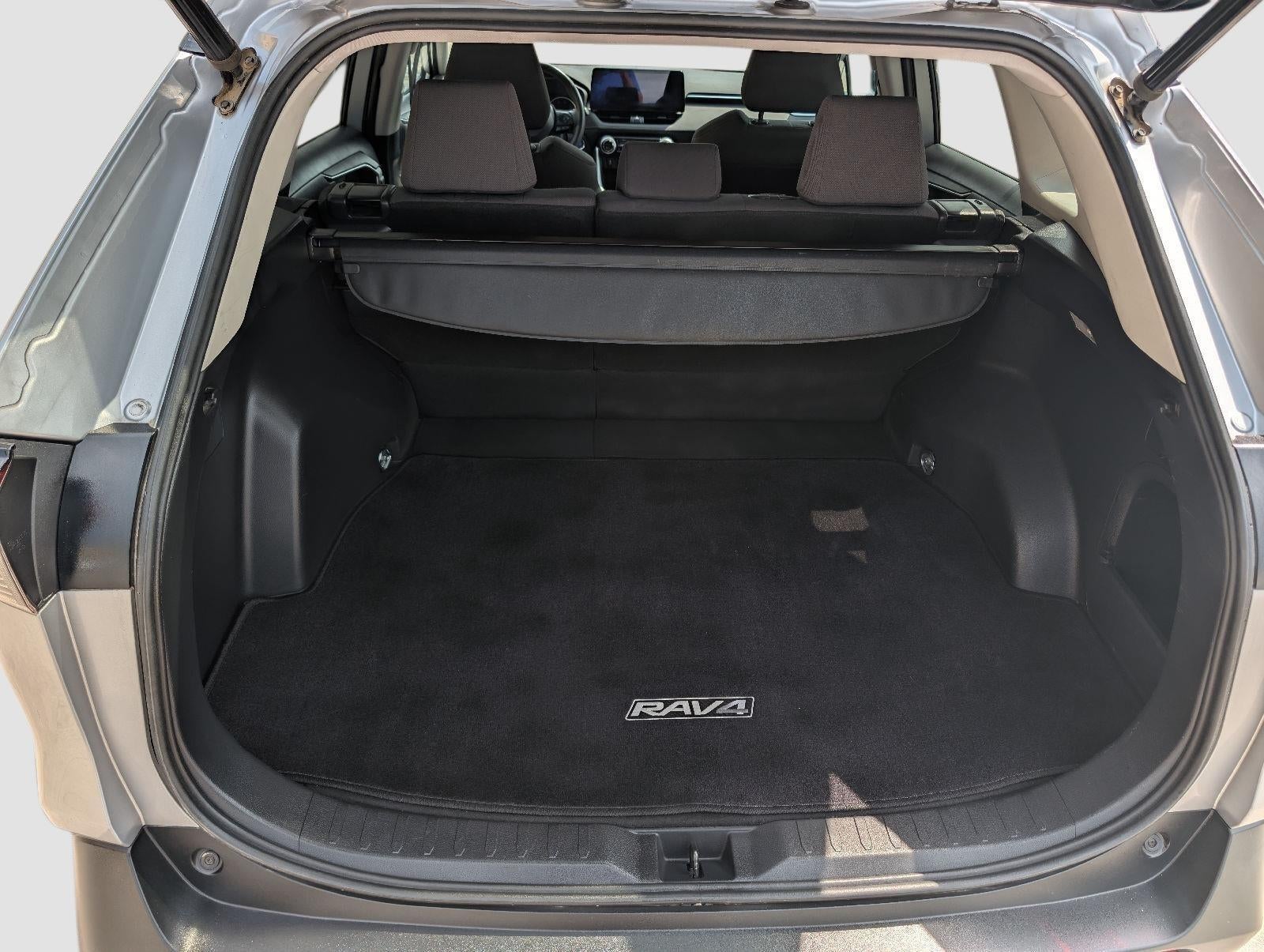 2019 Toyota RAV4 Hybrid XLE